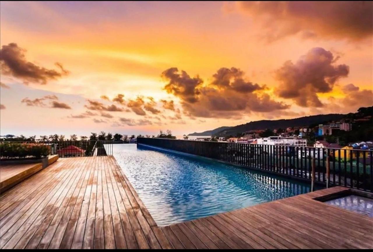 Ferienwohnung The Deck Patong Exterior foto